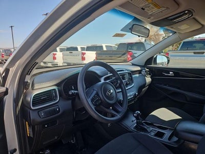 2016 Kia Sorento L
