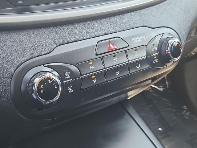 2016 Kia Sorento L
