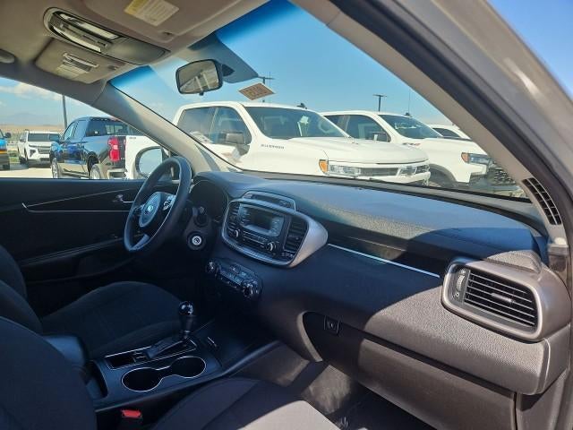 2016 Kia Sorento L