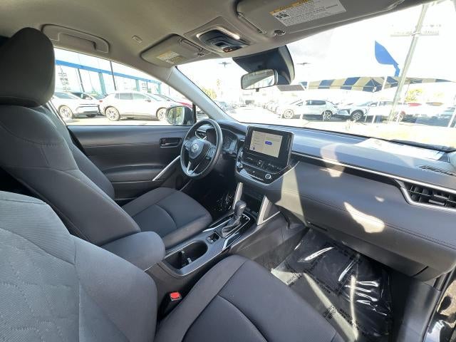 2025 Toyota Corolla Cross LE