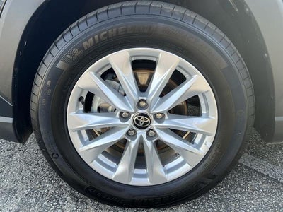 2025 Toyota Corolla Cross LE