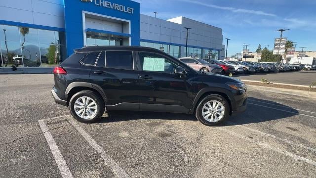 2025 Toyota Corolla Cross LE