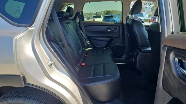 2023 Nissan Rogue SL FWD