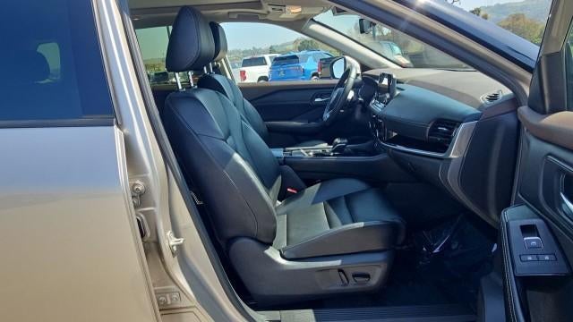 2023 Nissan Rogue SL FWD