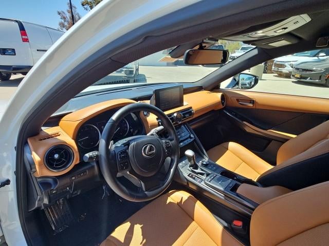 2025 Lexus IS 300 F SPORT Design