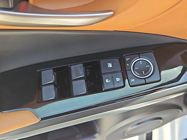 2025 Lexus IS 300 F SPORT Design