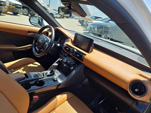 2025 Lexus IS 300 F SPORT Design