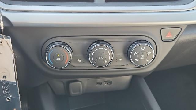 2026 Chevrolet Trax FWD 4dr LS