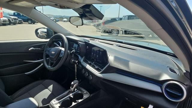 2026 Chevrolet Trax FWD 4dr LS