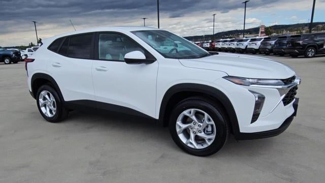 2026 Chevrolet Trax FWD 4dr LS