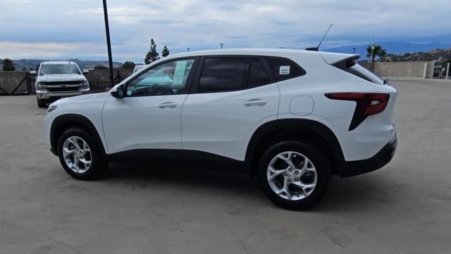 2026 Chevrolet Trax FWD 4dr LS