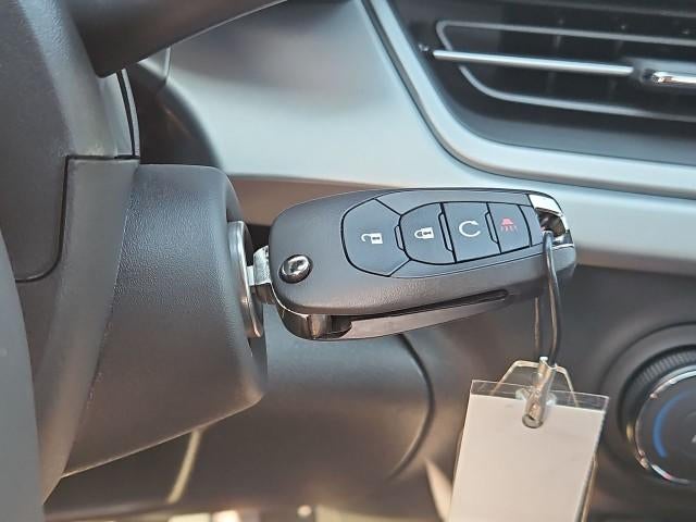 2026 Chevrolet Trax FWD 4dr LS
