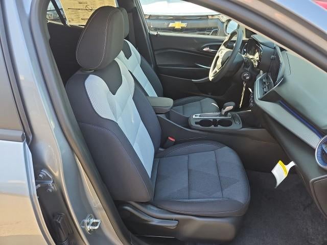 2026 Chevrolet Trax FWD 4dr LS