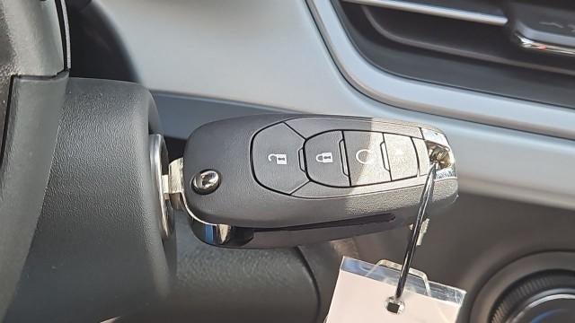2026 Chevrolet Trax FWD 4dr LS