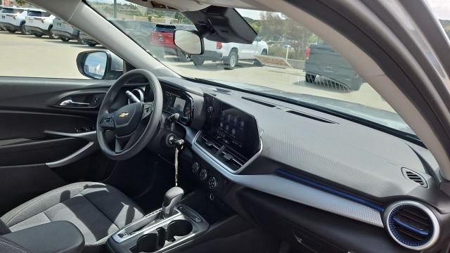 2026 Chevrolet Trax FWD 4dr LS