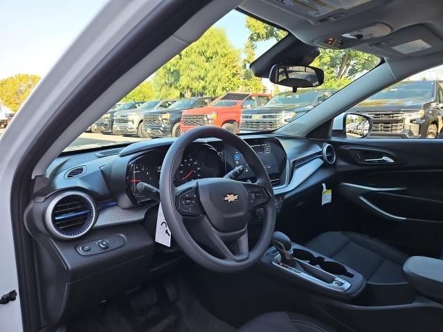 2026 Chevrolet Trax FWD 4dr LS
