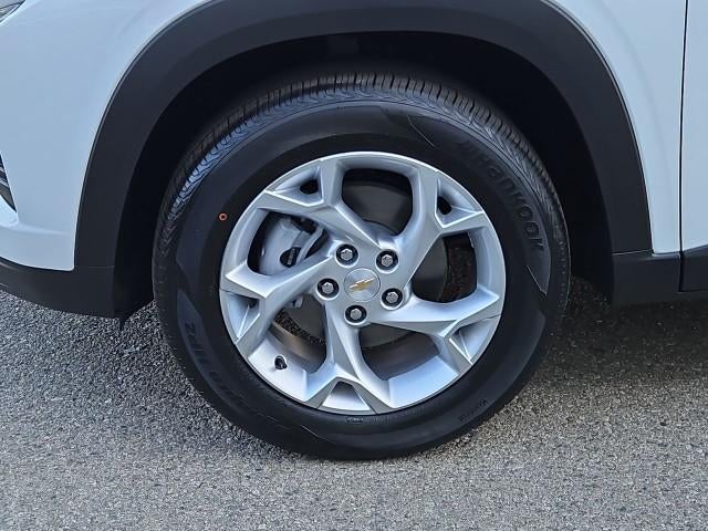 2026 Chevrolet Trax FWD 4dr LS