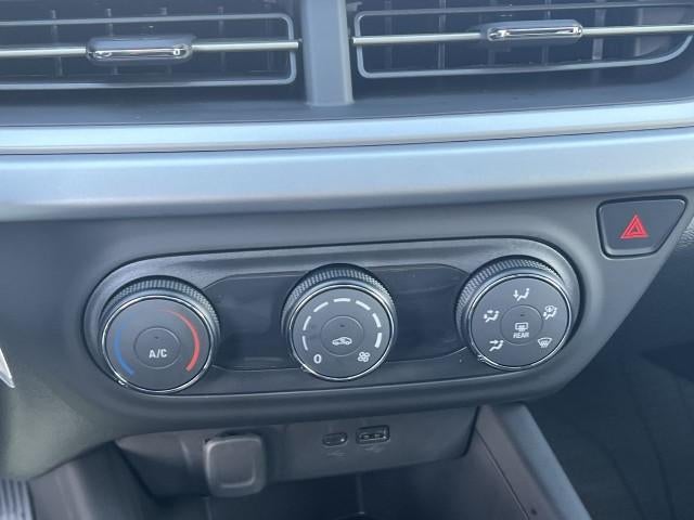 2026 Chevrolet Trax FWD 4dr LS