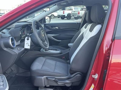 2026 Chevrolet Trax FWD 4dr LS