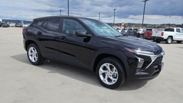 2026 Chevrolet Trax FWD 4dr LS