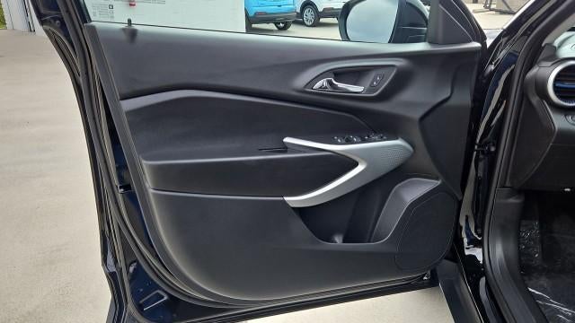 2026 Chevrolet Trax FWD 4dr LS