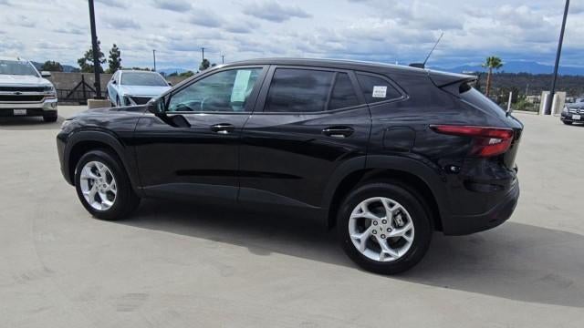 2026 Chevrolet Trax FWD 4dr LS