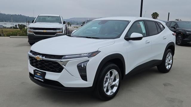 2026 Chevrolet Trax LS's photo