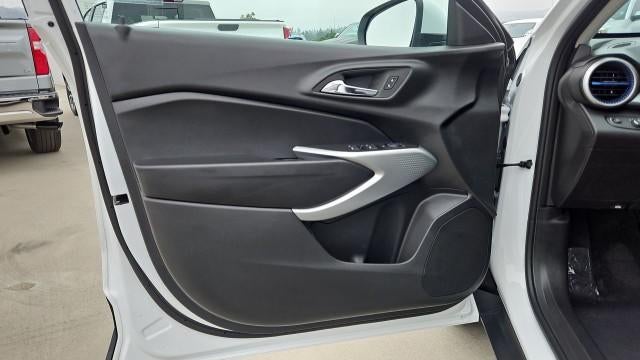 2026 Chevrolet Trax FWD 4dr LS