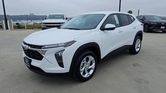 2026 Chevrolet Trax FWD 4dr LS