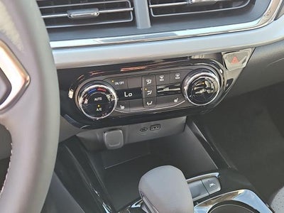 2026 Chevrolet Trax FWD 4dr LT