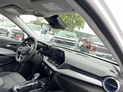 2026 Chevrolet Trax FWD 4dr LT