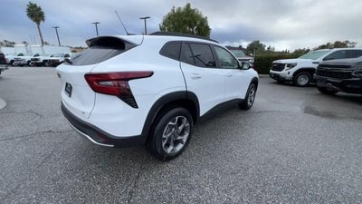 2026 Chevrolet Trax FWD 4dr LT