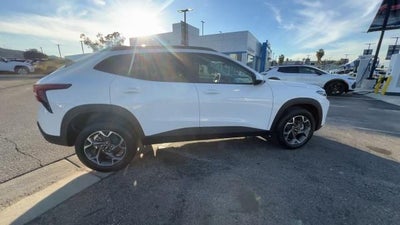 2026 Chevrolet Trax FWD 4dr LT