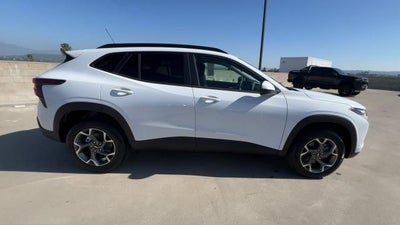 2026 Chevrolet Trax FWD 4dr LT