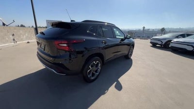 2026 Chevrolet Trax FWD 4dr LT