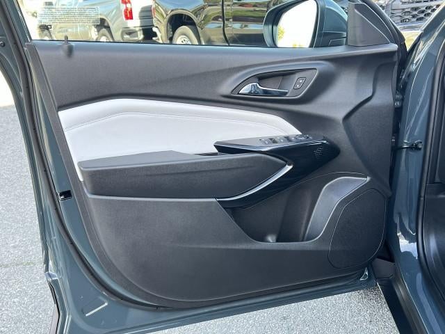 2026 Chevrolet Trax FWD 4dr LT