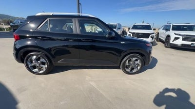 2025 Hyundai Venue SEL