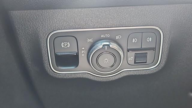 2023 Mercedes-Benz GLB 250 GLB 250