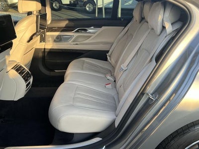 2020 BMW 745e xDrive iPerformance