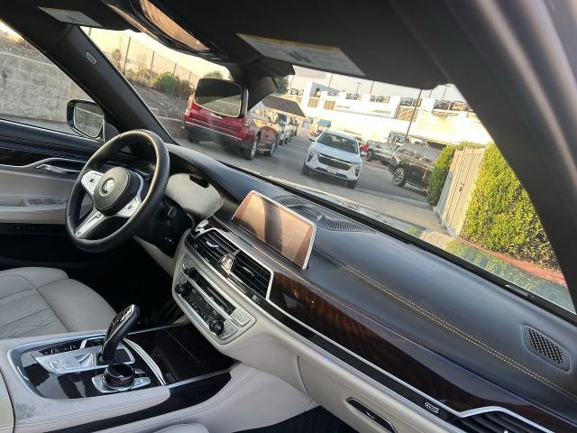 2020 BMW 745e xDrive iPerformance