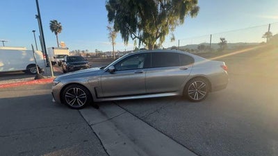2020 BMW 745e xDrive iPerformance