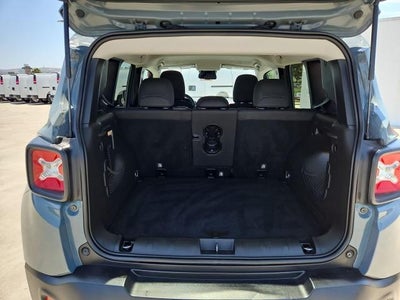 2018 Jeep Renegade Latitude FWD